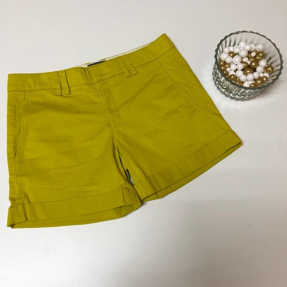 Vince Chartreuse Cuffed Shorts - Picture 1 of 6